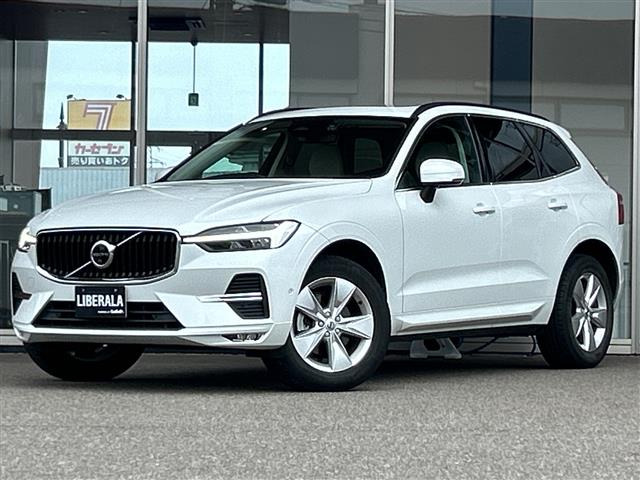 XC60 プラス B5 本革シート サンルーフ