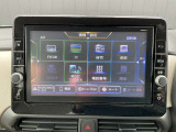 日産純正9インチメモリーナビ(MM320D-L)装備、NissanConnectマイカーアプリ対応、オペレーター通話や音声対話検索、スマホアプリと連動などに対応した高機能ナビ。