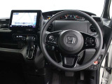 運転席廻りです。