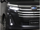 白く明るい光で夜間走行の安心感を高めるLEDヘッドランプです。
