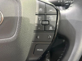 【レーダークルーズコントロール】高速道路での長距離走行が楽に!!自動で速度を保つクルーズコントロールが、衝突軽減システムと連携し、前方の車両を感知して車間を保つように速度調節してくれます!!
