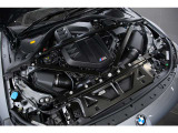 M4と同じS58型3.0L直列6気筒Mツインパワーターボを搭載し、480ps/61.2kgmを発揮。