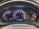 【メーターまわり】ドライバーから見やすい位置にあって安全運転に寄与します。メーターも見やすくてシンプルなデザインになっております。