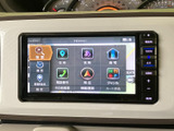 使いやすいインターフェースで、快適なドライブをサポート。様々な情報にアクセスでき、安全運転に貢献します。