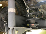 お車を安心してお乗りいただく為には、足回りの定期点検が欠かせません。サービスサポート(有償保証)では無料点検もご提供しており、安心のカーライフをお過ごしいただけるサポート体制が整っています。