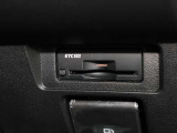 『ETC』 なら高速道路をスイスイと通過!!クルマは料金所をノンストップで通過することができます!