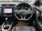 運転席 視界がよく操作しやすいスイッチ類がドライブをサポートいたします!