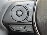 ブルートゥースに接続すれば、スマホに入れている音楽が聞けたり運転中に電話がかかってきてしまった場合もハンドルから電話を取ることができます!
