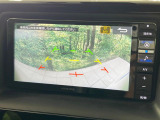 【バックカメラ】駐車時に後方がリアルタイム映像で確認できます。大型商業施設や立体駐車場での駐車時や、夜間のバック時に大活躍!運転スキルに関わらず、今や必須となった装備のひとつです!