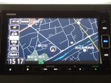 ホンダ純正ナビなのでダッシュボードにスッキリと収まっています。ナビの案内があれば土地勘の無い所でも道に迷わず安心!見知らぬ土地へのドライブも一層楽しくなります!