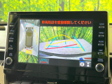 【パノラミックビューモニター】専用のカメラにより、上から見下ろしたような視点で360度クルマの周囲を確認することができます☆死角部分も確認しやすく、狭い場所での切り返しや駐車もスムーズに行えます。