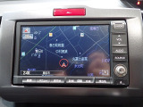 ホンダ純正ナビなのでダッシュボードにスッキリと収まっています。土地勘の無い所でも道に迷わず安心ですね!