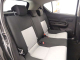 ゆとりある広々とした車内空間は、ドライブを始め買い物やレジャーなど、幅広く活躍します。一人でもみんなとでもお出かけを楽しみましょう!