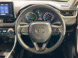 【ステアリングスイッチ】運転中、前方から目線をそらすことなく、オーディオ等の操作が可能な便利機能!安心&快適なドライブを演出してくれます♪