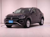 Volkswagen博多 認定中古車センターへようこそ。この度は私どものお車をご覧いただきありがとうございます。