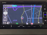 ナビゲーションはフルセグTV、インターナビ対応のGathers純正メモリーナビを搭載しています。Bluetoothオーディオ機能がありますので、スマートフォンなどの音楽も再生できます。