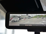 インテリジェントルームミラーです。クリアな後方視界で安全運転をサポートします。