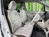 運転席シート廻りは使用感も少なく、良好な状態となっています。丁寧に使われていたことがよくわかりますね。