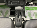 ダイハツディーラーでは「ダイハツ認定U-CAR」という基準を設け、車選びに詳しくないお客様でも「安心して選べる」をご提供しています。