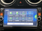 日産純正ナビです。クリアな画質を楽しんでいただけるフルセグ地デジTVやDVD再生などなど、書ききれないほどの機能が満載です。