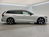 全国のVOLVOからお取り寄せが可能※!遠方の店舗に展示してあるクルマが気になる場合も、最寄りの店舗でご購入ただくことが可能です!是非私たちに要望をお聞かせください!※別途費用