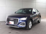 ・斜めからAudiを見るとプレス技術の高さを感じることができます。