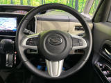 【純正革巻きステアリング】上質な革を使用することで、手にしっかり馴染みとても運転しやすいハンドルです♪