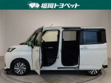 両側パワースライドドア付きだから、狭い駐車スペースなどでの 乗り降りラクラク!小さなお子さまのいるご家庭には嬉しい装備。
