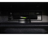 高速道路走行の料金所をノンストップで通過できるETCを装備!※ ETCカードのお申し込みも当社にお任せ下さい!