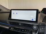 ディスプレイオーディオを装備。スマホとクルマをつなぐことで、これまでのナビに加えて、いろんなサービスが楽しめます。