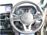 入庫時・販売時・納車前に、弊社基準の68項目に及ぶ点検整備を実施しております。