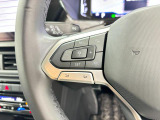 Travel Assist。設定した速度を上限に自動で加減速し、一定の車間距離,およ走行レーンを保つことでロングドライブの疲労を軽減します。
