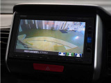 ◆バックカメラ◆リバースにするだけで映ります、後方の安全確認や、狭い駐車場での車庫入れ、雨の日や夜間など視界の悪い時に便利です!安全にバックする為には欠かせない装備です。