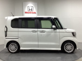 購入後も自社指定整備工場完備でお客様の愛車をしっかりサポート致します!御納車時には安全かつ安心してお乗り頂けるようホンダ専門知識を持つ整備スタッフが点検・整備・装備も説明をしてお渡ししております。