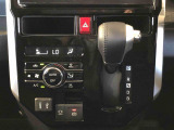 温度を設定すれば、自動で車内の温度管理をしてくれる優れものです♪ATミッションで運転楽々