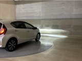 LEDヘッドランプです。十分な明るさを保ちつつも消費電力が少なく、バルブ寿命も長いのが特徴です。瞬時にMAXの光量を発揮するのもLEDならではです。