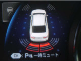 コーナーセンサーを装備。障害物までの距離に応じて警告音を変えてお知らせ。縦列駐車時や駐車場・車庫等での取り回しをサポートします。詳細は販売店スタッフまでお尋ね下さい。