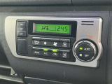 オートエアコン★温度を設定すれば車内を快適に保ってくれます♪
