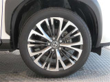 R3年式夏タイヤ215/50R18ダンロップ製です。