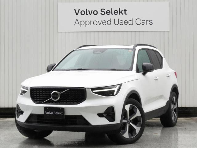 XC40 ウルトラ B4 AWD ダークエディション 4WD