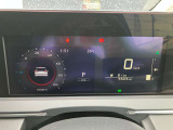 視認性の高いメーターで運転情報を的確に把握できます!