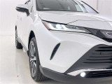 フォグランプ装着車です。暗い夜道の車両前方を明るく照らします