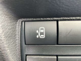 片側電動スライドドア装備。乗り降り楽々ですね。