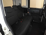3名乗車できるセカンドシートです。