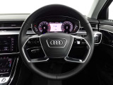 お車の詳細はAudi Approved Automobile山梨丸山までお問い合わせください。