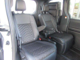 ゆとりある広々とした車内空間は、ドライブを始め買い物やレジャーなど、幅広く活躍します。一人でもみんなとでもお出かけを楽しみましょう!