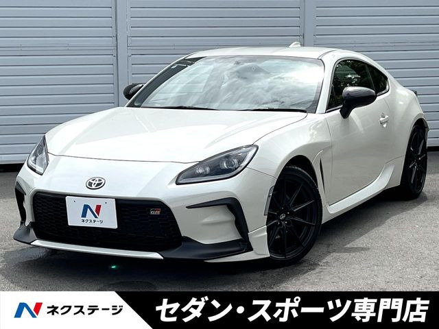 トヨタ GR86 