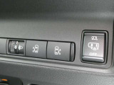 両側電動スライドドアで乗り降りも楽々♪