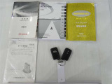取扱説明書、メンテナンスノートが揃っています。スマートキーは、カギを取り出す手間がなく施錠開錠・エンジン始動ができる便利なキーです。