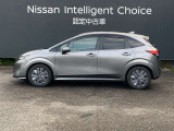 ノートの横からの画像になります。当店は全車 整備・保証付なので安心してご検討頂けます。